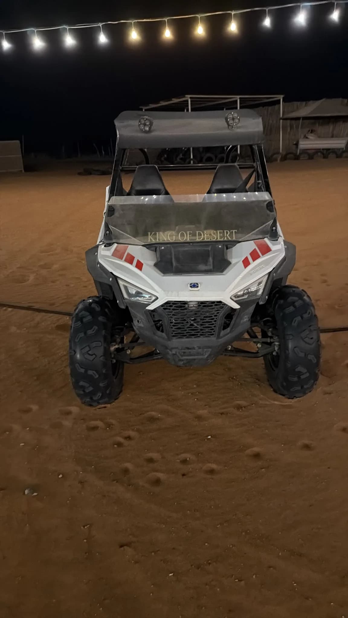 Front view of the RZR 200 kids buggy with windshield, King of Desert